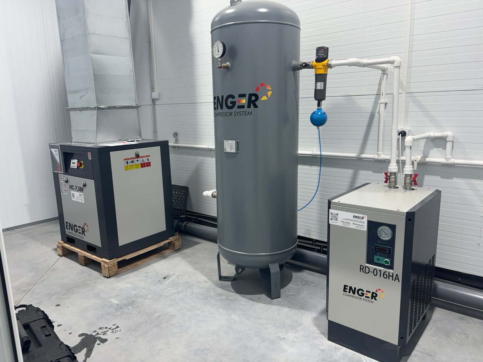 Винтовой компрессор "Enger" HC-7,5BF 10 для ООО "Алфит Плюс"
