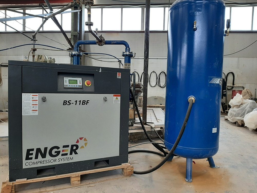 Винтовой компрессор "Enger" BS-11BF 8 для АО "Полимер-Аппарат"