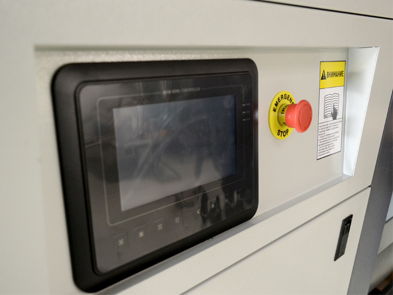 Безмaсляный винтовой компрессор ENGER OFS-220W